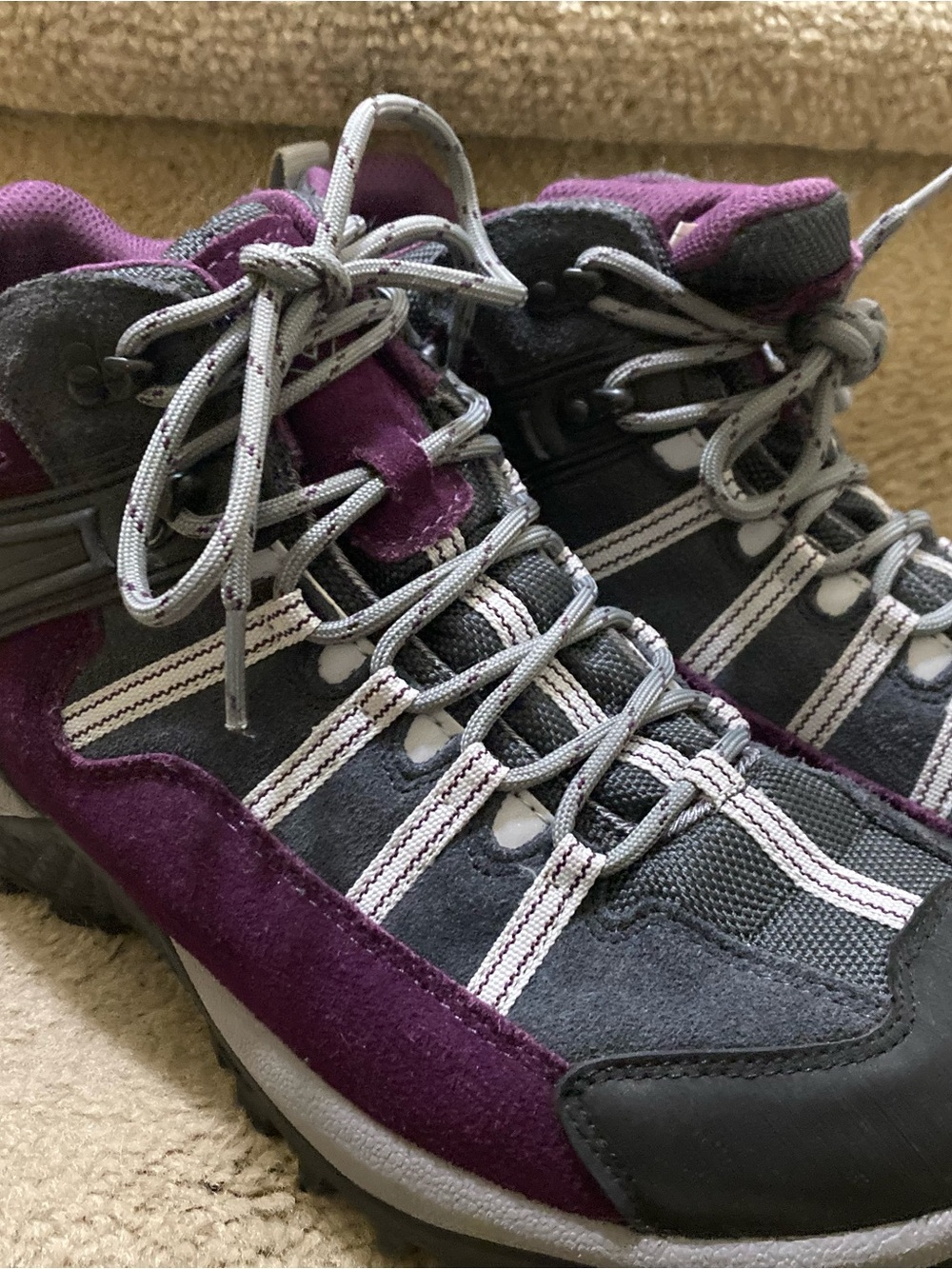 Women’s Athletic Hiking Shoes - Gray & Purple